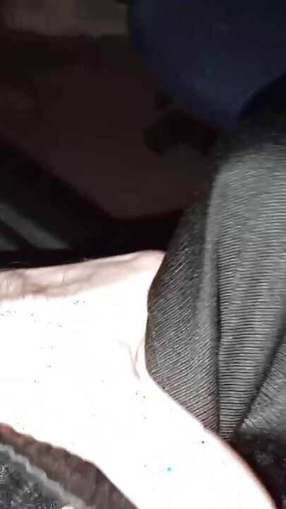 抚摸我 7 英寸厚的鸡巴