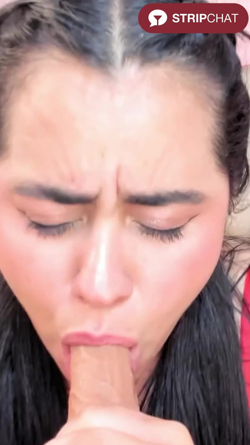 Amateur Webcam: Sexy Latina Brunette Dildo Deepthroat Blowjob – Brenda_Garcia