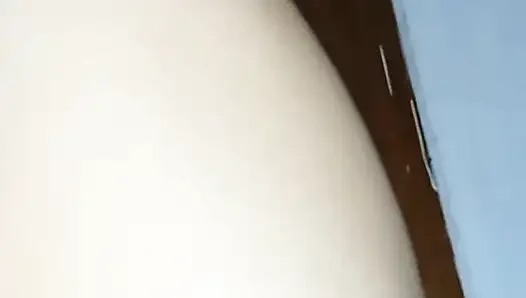 Возбужденная позволяет мне в ее киску 🥵