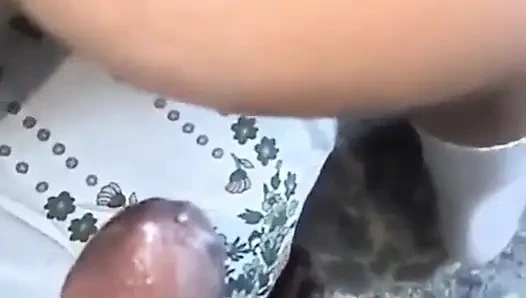 Crampie Arap Nik Sharmota iri güzel kadın