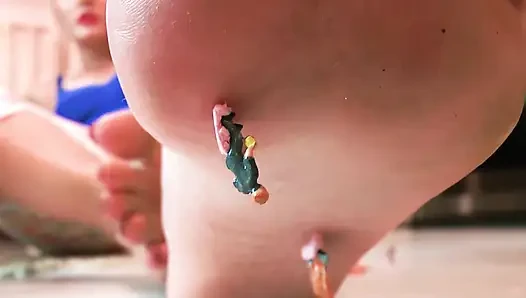 Not aware giantess