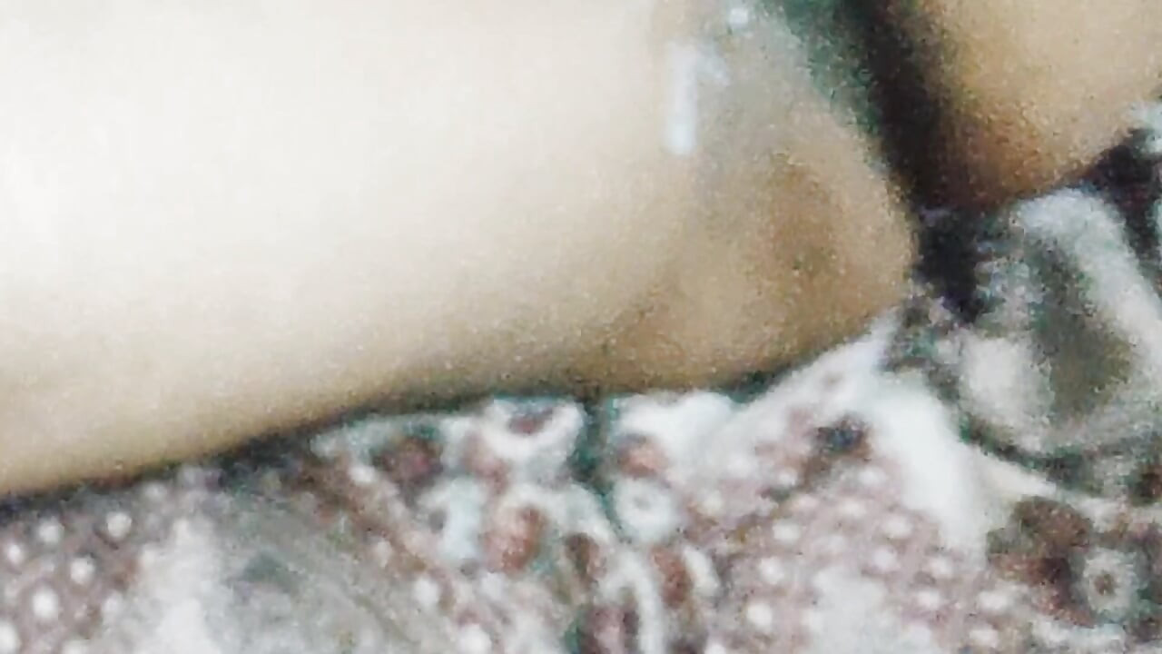 Pora 1 Ghanta Bhai ny Gand mari tati nikal ge kuty ny meri