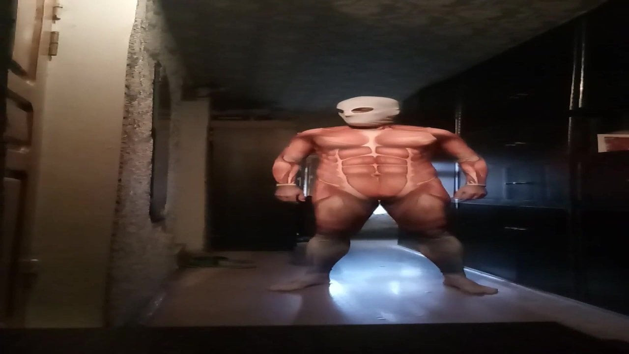 Muscle skinsuit