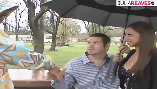 Горячей девушке тугую киску уничтожает хуище, жесткие тяги