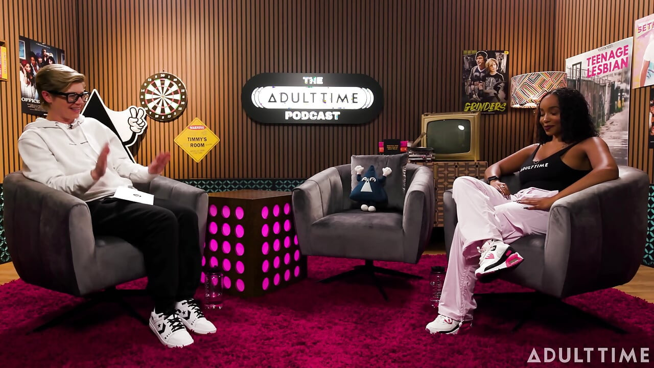 Lily Starfire 194 Loads, F*cking Your Idols, & Stripper Stories | the Adult Time Podcast