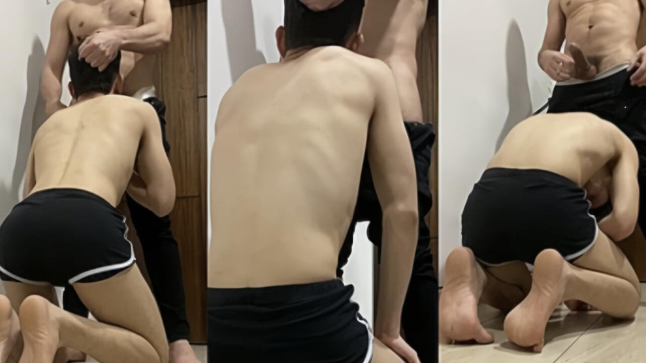 Deepthroat Hole Submission – Begging for More