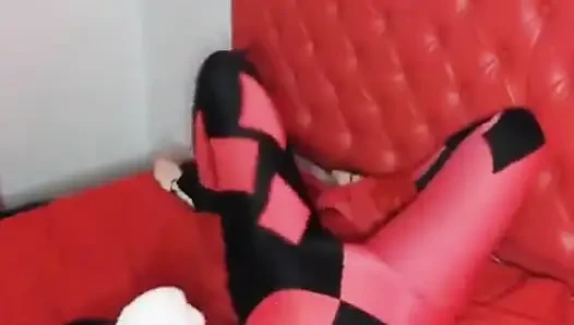 Shyyfxx Harley Quinn merayakan ulang tahunnya dan mengirim joker untuk tetangganya bermain peran joi