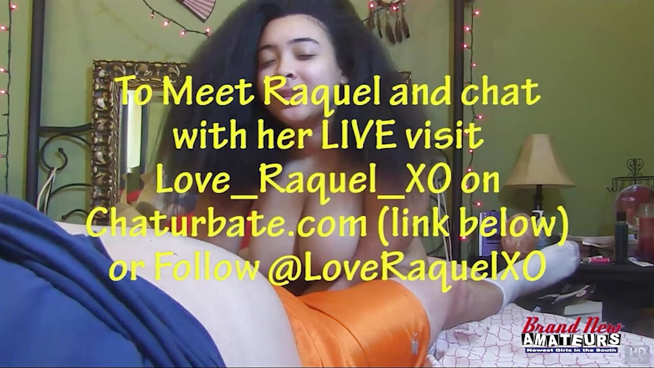 A perverz nagymellű Raquel szerelem mély mellmunkát és szopást ad!