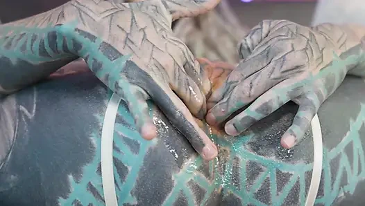 Cewek sange ini didobel penetrasi sampai orgasme berkali-kali!