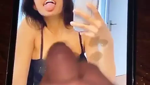 Tanyaapaul boşalmak haraç