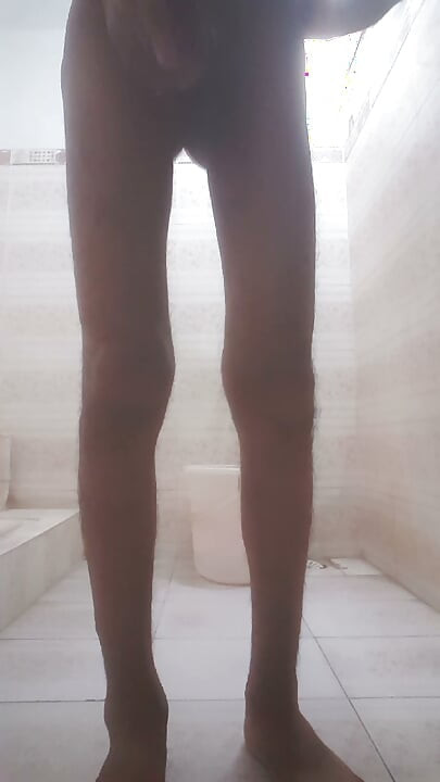 Hand jobe in washroom