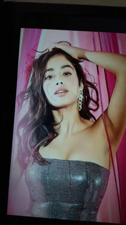 Cum on Janhvi