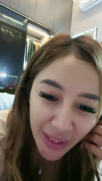 สาวสวยที่ชอบให้แฟนหนุ่มเอาใจคือดารา