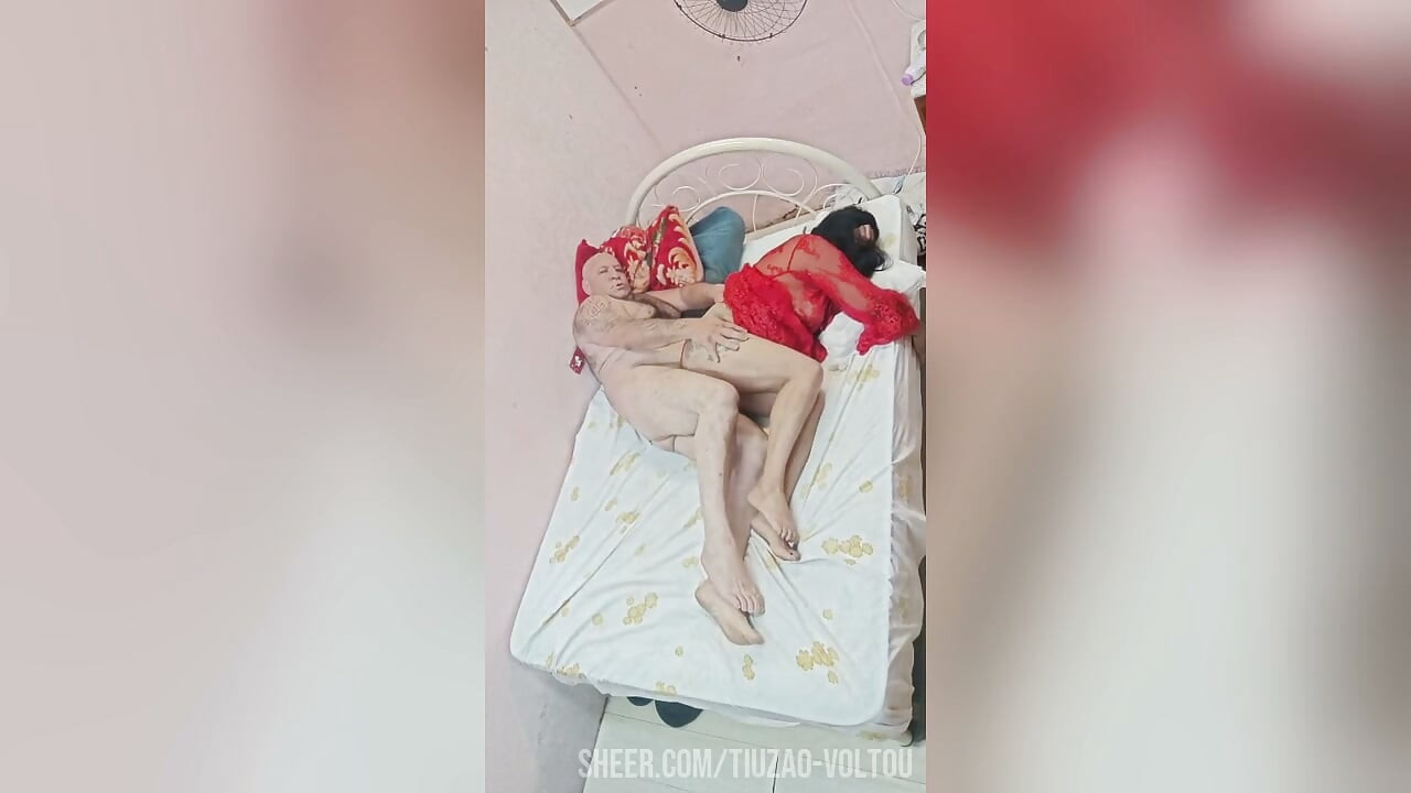 ΣΕΞΟΥΑΛΙΚΗ ΜΕΛΑΧΡΙΝΗ ΘΕΛΕΙ ΣΤΕΜΜΑ