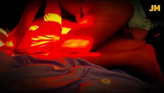 Oun yatak odasında onunla yatmam için beni ara ama geldiğimde benimle sevişmeyi deniyor(01 nis 2026)