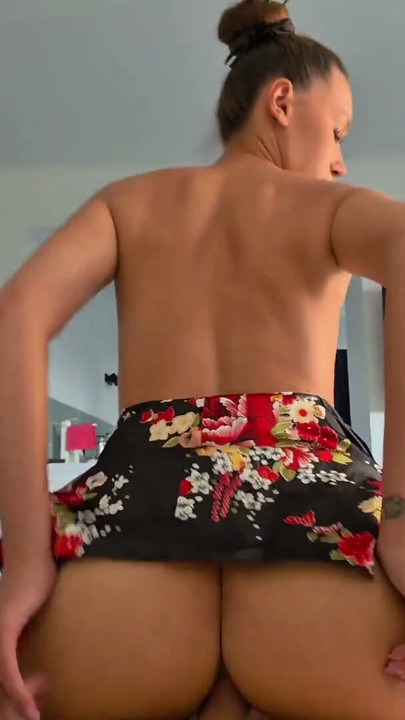 Called an Asian Hooker to My Room - 200 Dollars Full Service, All Inclusive | Clip 2