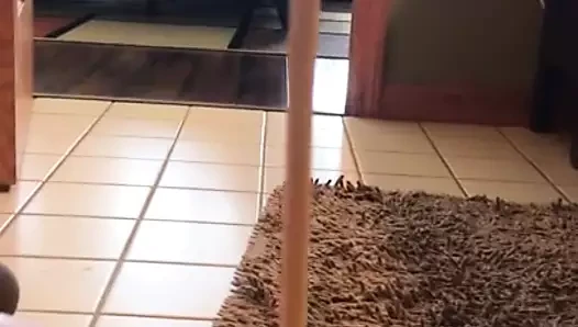 ses çıkarmaya çalışırım