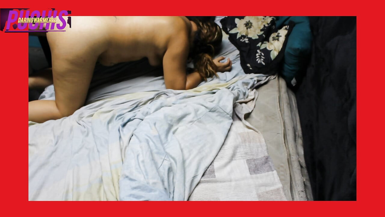 性活動：應我女友的要求砸屁股