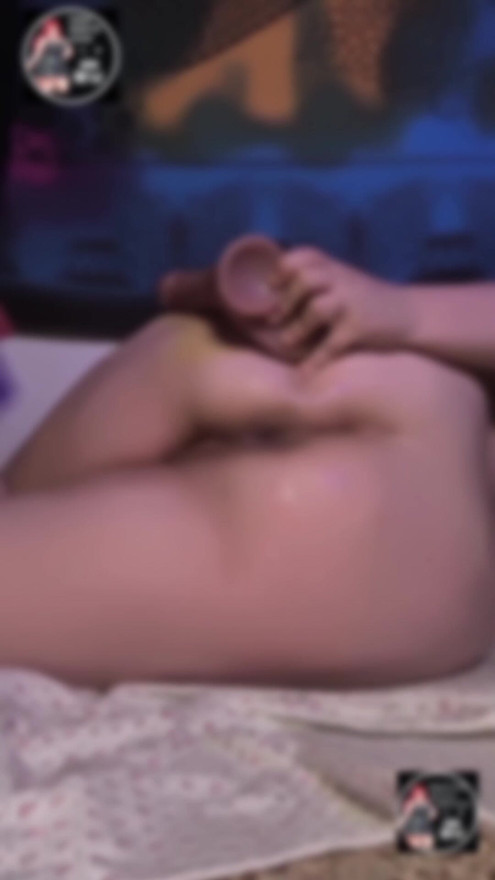 ANAL WITH 3 TOYS
