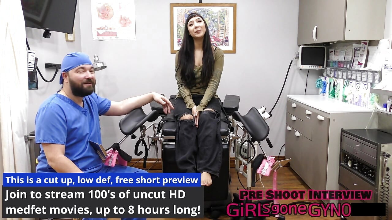 Examine meus peitos - Selena Sativa