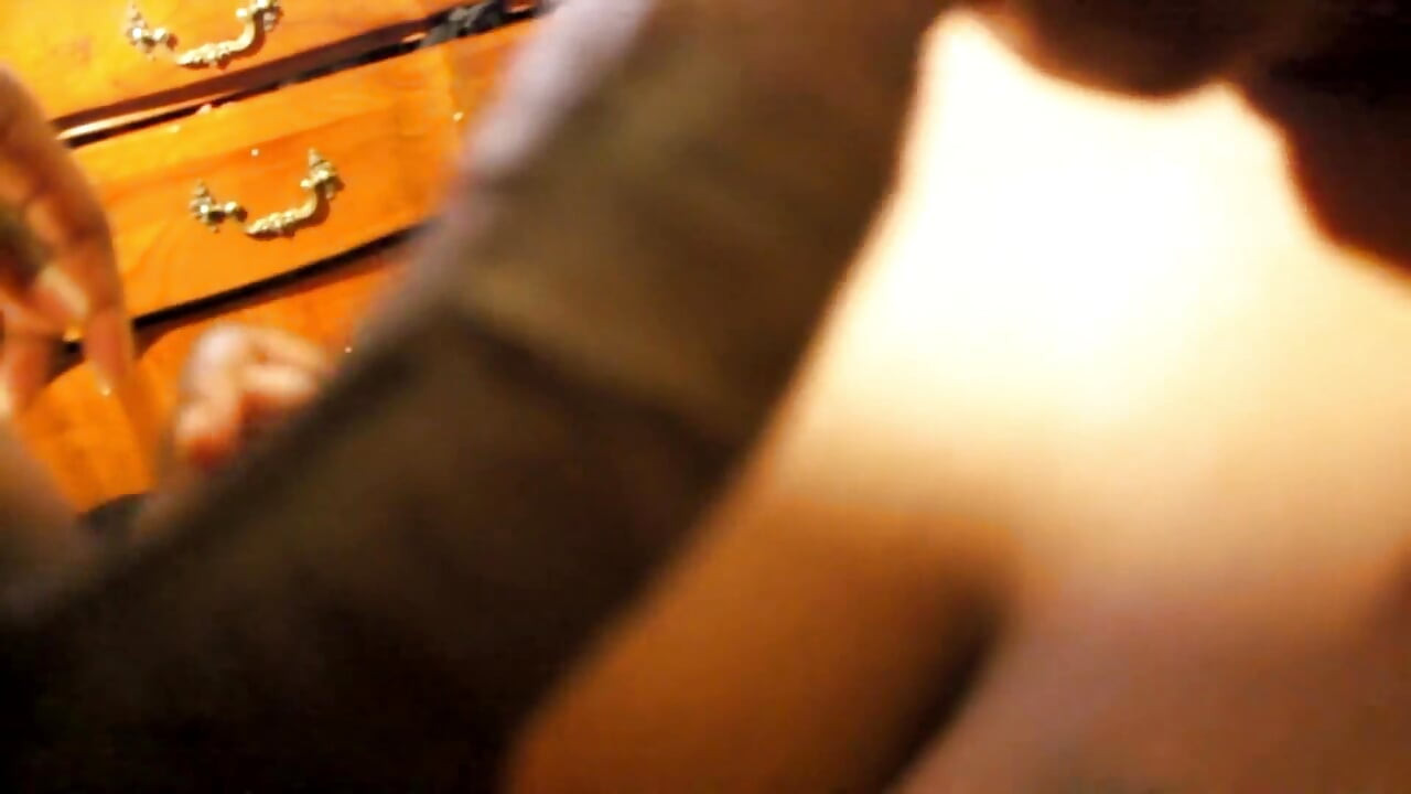 Fancy Dirty Diana is looking real juicy  in all white with sun hat