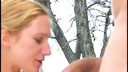 Short-haired fellow penetrates juicy blonde peacherino