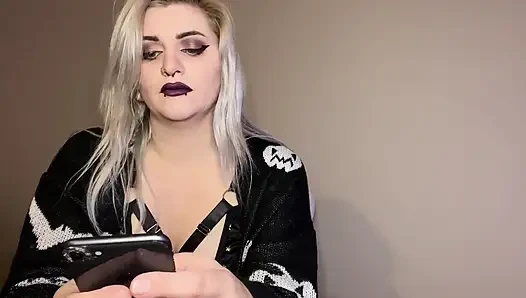 Kıllı gotik üvey anne Dommes ve Seni sikiyor