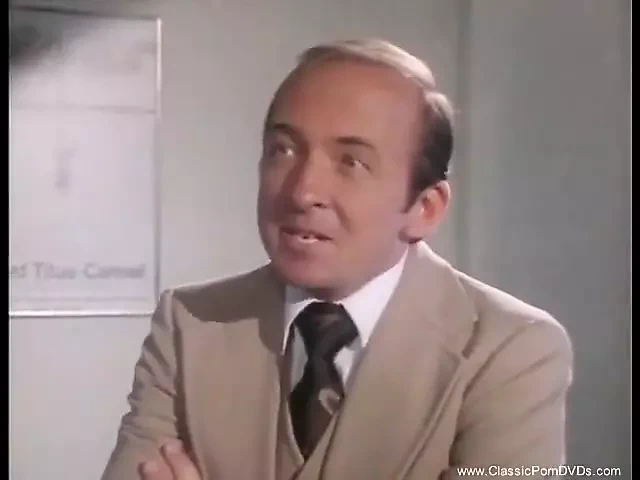 Cô thư ký gợi cảm đang bị ông chủ đụ