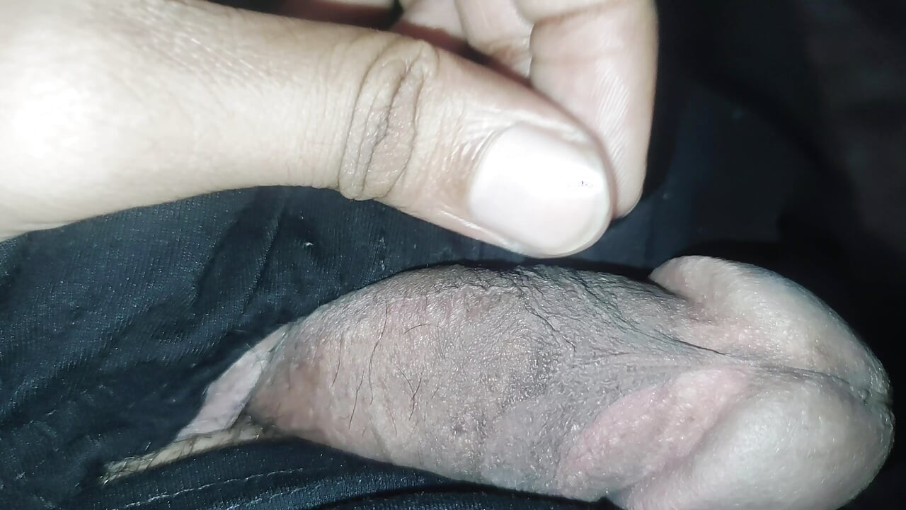 Aaj me apne land k sath khel raha hu