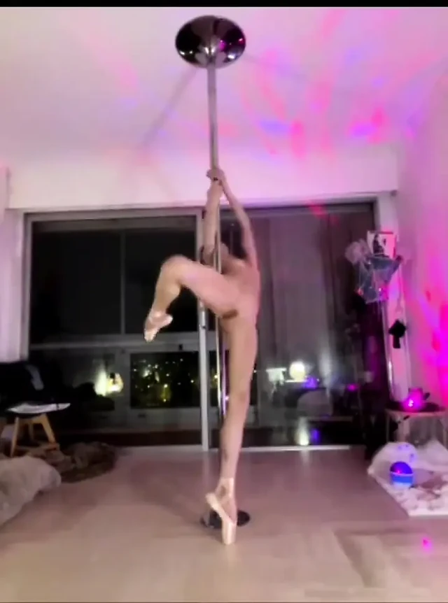 Nude Dancer