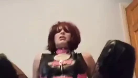 Sissy'nin her yere gönderilmesi gerekiyor