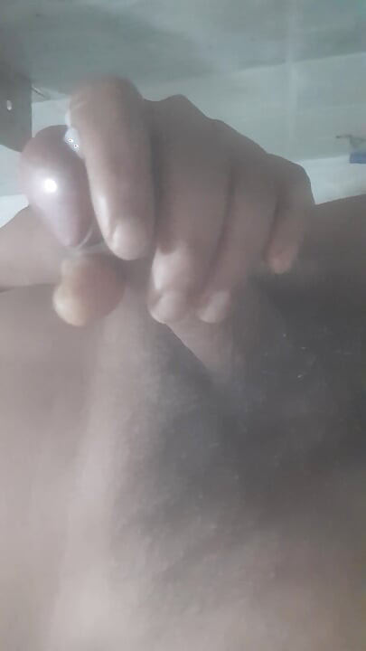多くの人が愛の名のもとに私を騙した。大丈夫、みんなが真実に落ちてはいけないと教えてくれたんだ