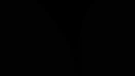 Schau zu, wie ich tangas ausziehe, diesen süßen kleinen Arsch schütte und spreize seine Backen weit für dich