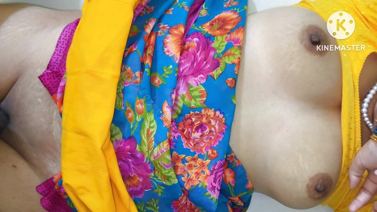 Sharmili Bhabhi ne apni chut shave kar apne dever se chudawayee
