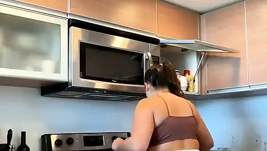 Live Stream with Dani Valentina