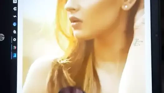 Karishma sharma jerk off#5