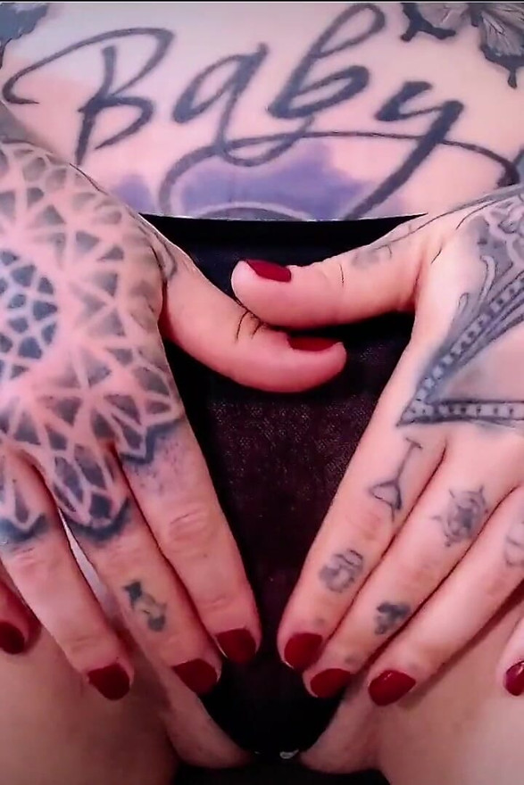 Closeup Clit Play