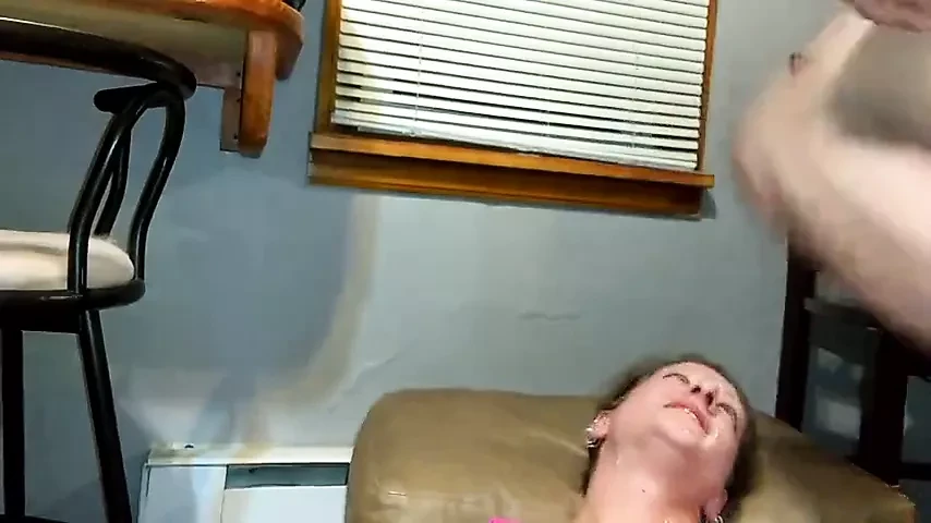 SUB SLUT WIFE , ASS TO MOUTH