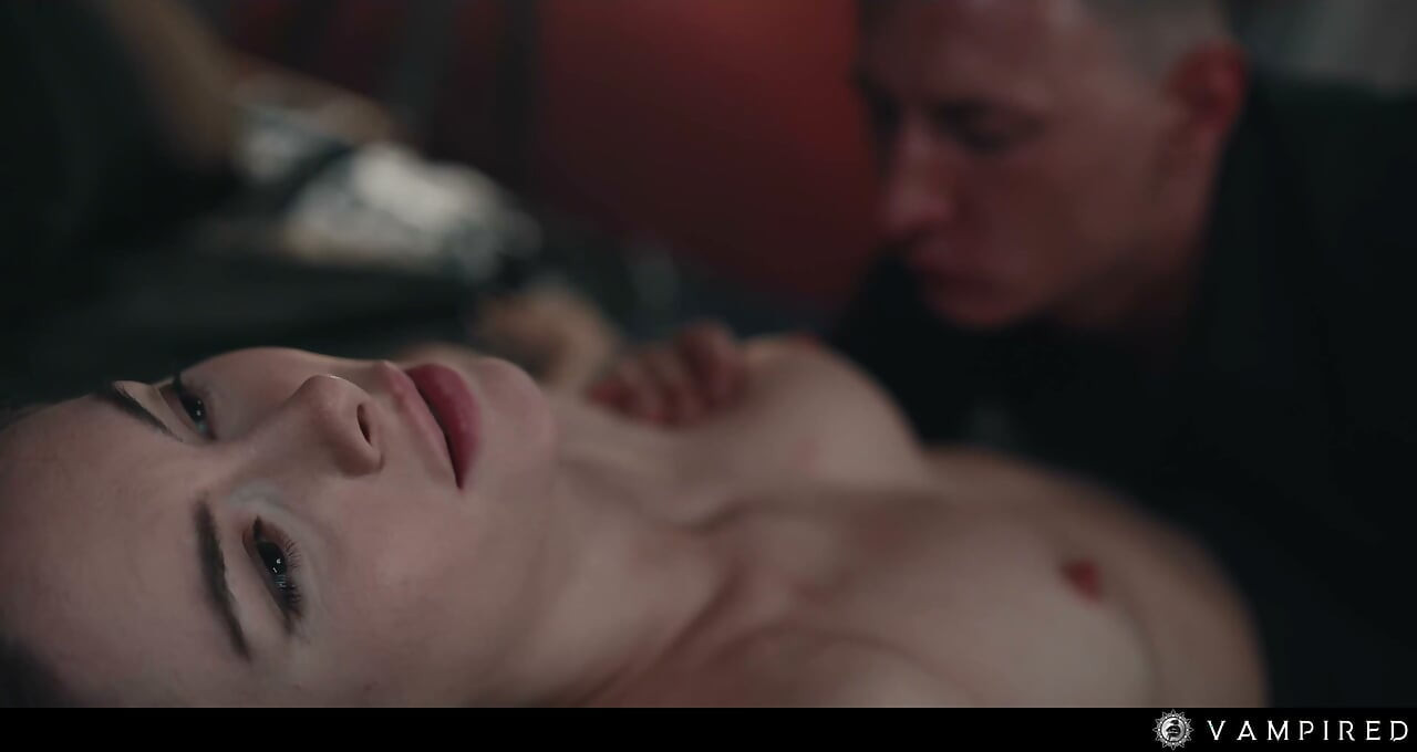 Vampire Girl Domination Facial Cumshot Liz Ocean