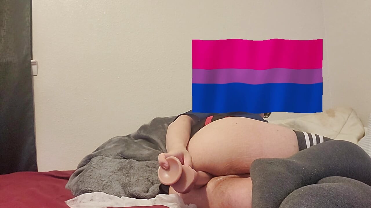 Jebanie mojego cycatego z moim nowym 11-calowym dildo