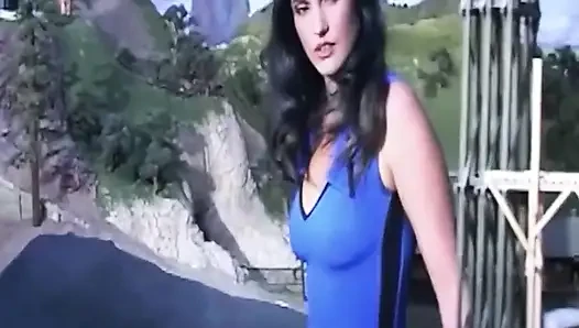Mature Brunette Devours Blonde's Dripping Pussy Outdoors