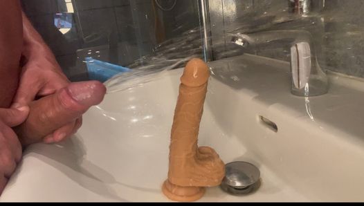 Kinky jerk off instruktion med smutsig prat och piss