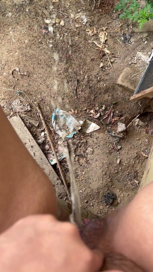 Piss in public park