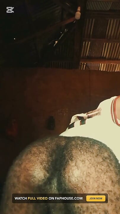 Needs Someone to Give Me a Very Nice Stroke