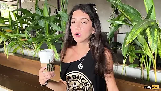 Starbucks'ta çılgın boşalma - umumi tuvalette sakso, spermle kahve içme