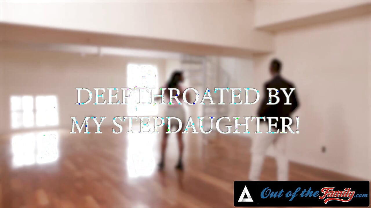 OUT OF THE FAMILY - STEPDAUGHTERによる最もホットな1時間ディープスロートコンピレーション!