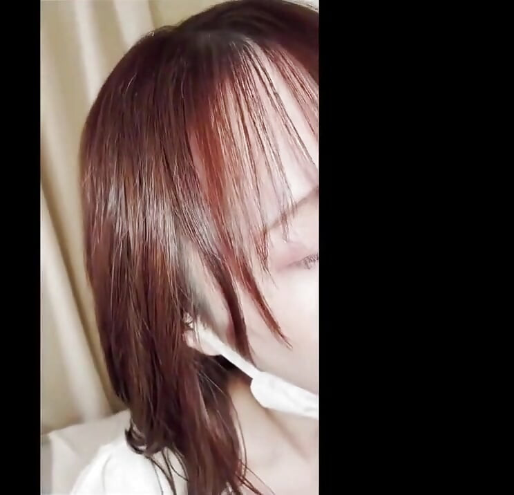 Czar grandfinalistów wybrany z tysięcy, uchwycony w rzadkim intymnym pośpiechu