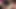 Alışveriş yaptıktan sonra orta yaşlı seksi kadın esmeri yalıyor ve orgazm olmak için azgın bir üçlü sekse başlıyor
