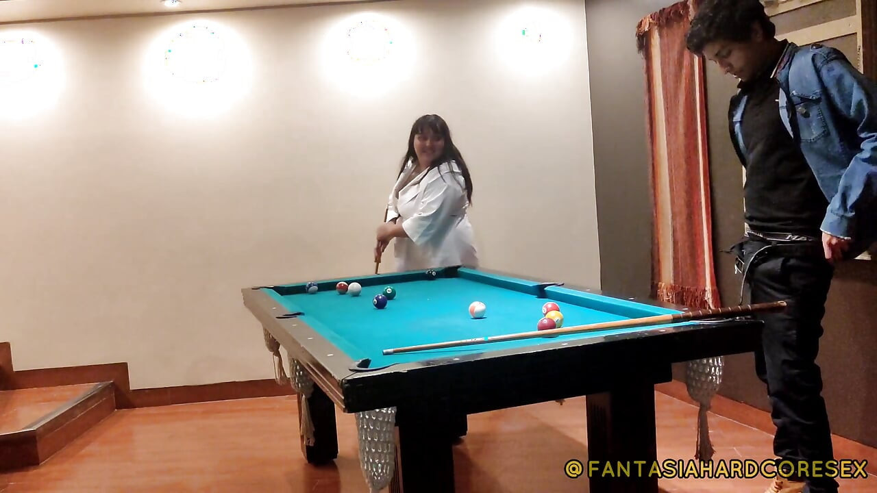 Masaje fierbinți pentru sora mea vitregă după facultate, Să ne jucăm Fantasiahardcoresex