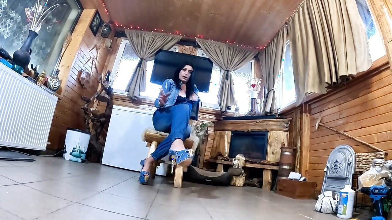 Dominant Jeans MILF Squirt Fantasy. Cameltoe, Smoking, Pee Domination and Double Orgasm